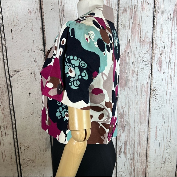 🎉HP🎉 NEW NWOT Hinge Floral Abstract Short Sleeve Cropped Blazer Jacket SMALL - Picture 8 of 16